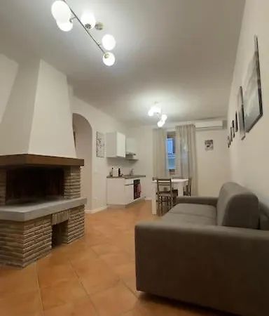 Apartament Fronte Nel Centro Storico “la Casa Del Lago”
