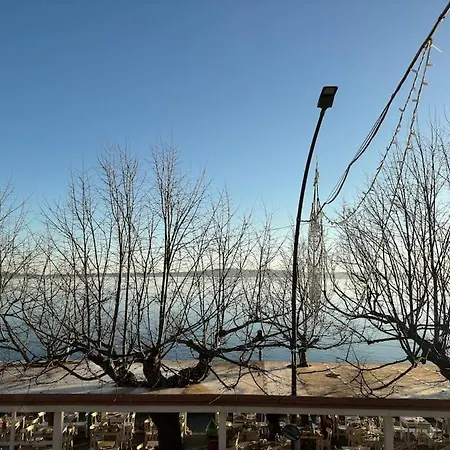 Apartament Fronte Nel Centro Storico “la Casa Del Lago” Trevignano Romano